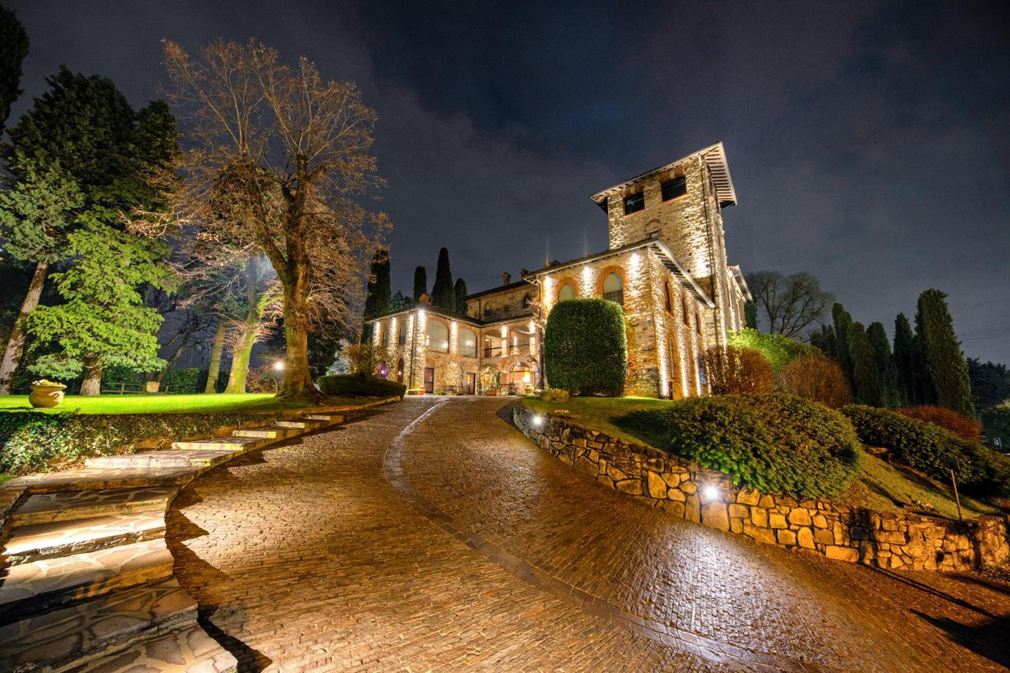 Relais & Spa Castello Di Casiglio エルバ エクステリア 写真
